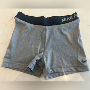 NIKE PRO SHORTS